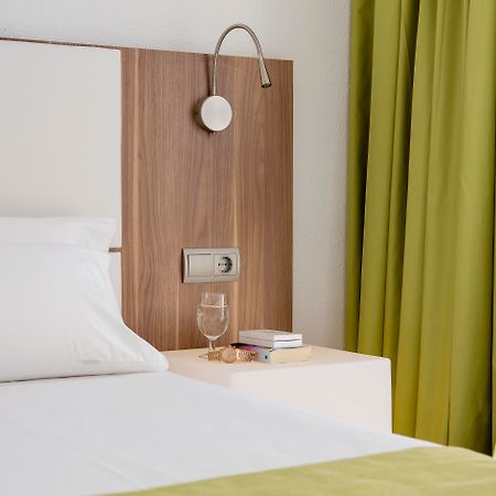 Hotel Globales Cala Blanca Cala Blanca  Esterno foto